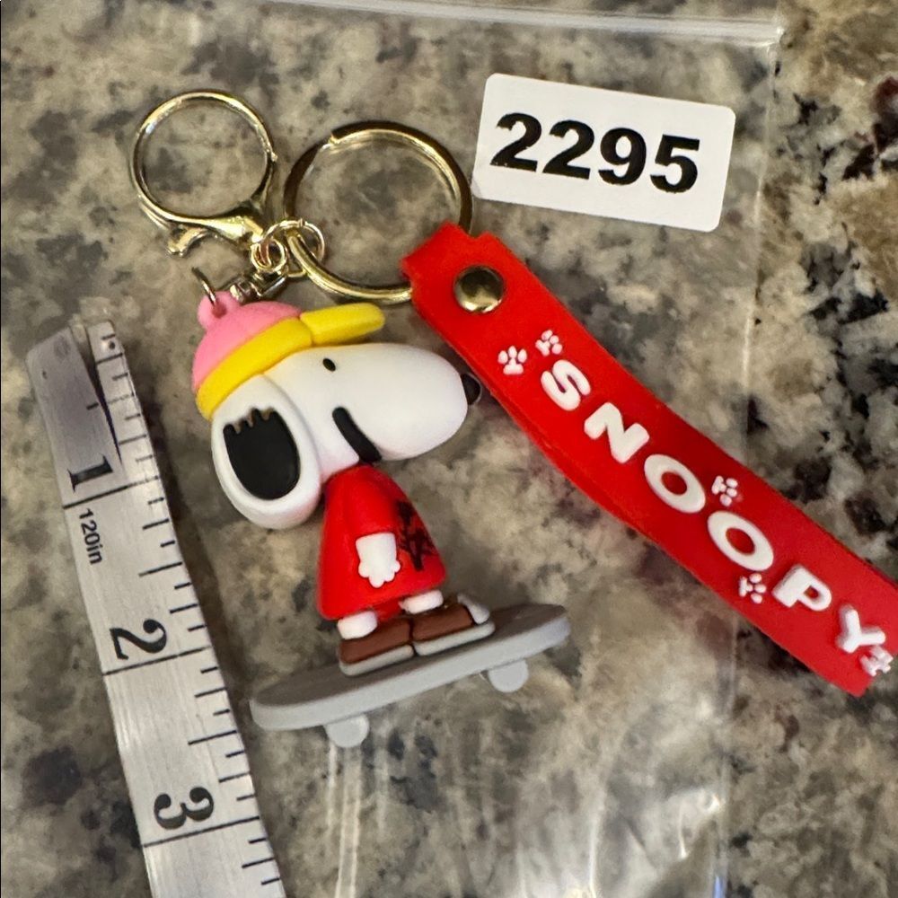 2295 Matthew Fun Items Key Ring & Bag Charm